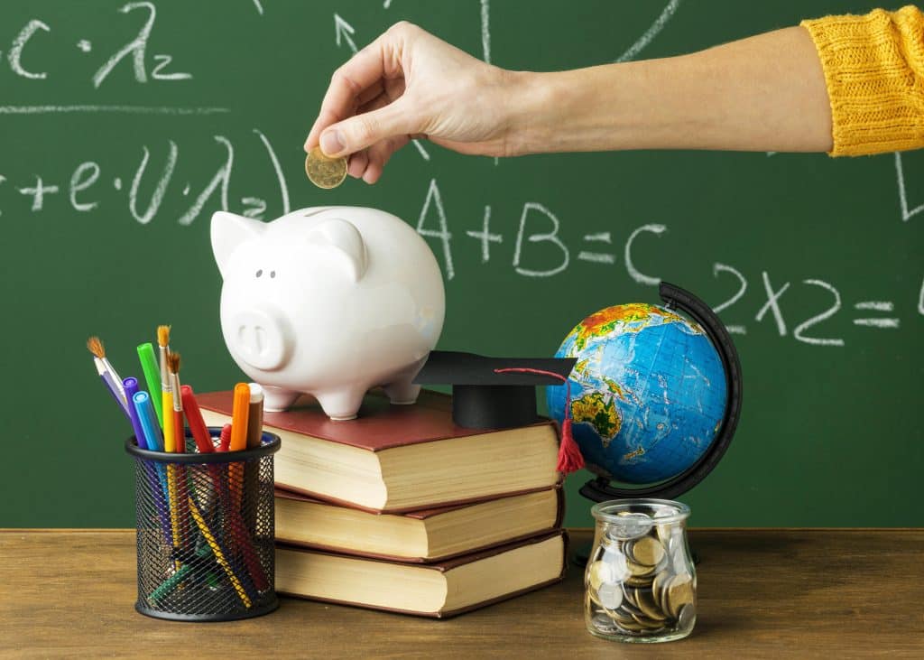 The Digital Transformation of Financial Education